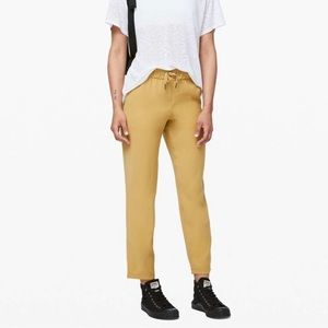 Lululemon Vintage Gold On the Fly Pants
